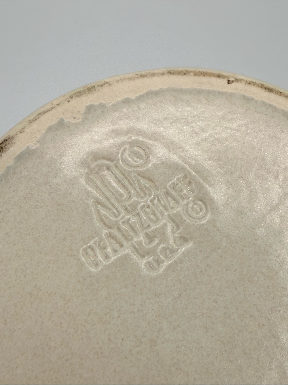 Pfaltzgraff Yorktowne stoneware Tea canister with lid - Picture 5 of 7
